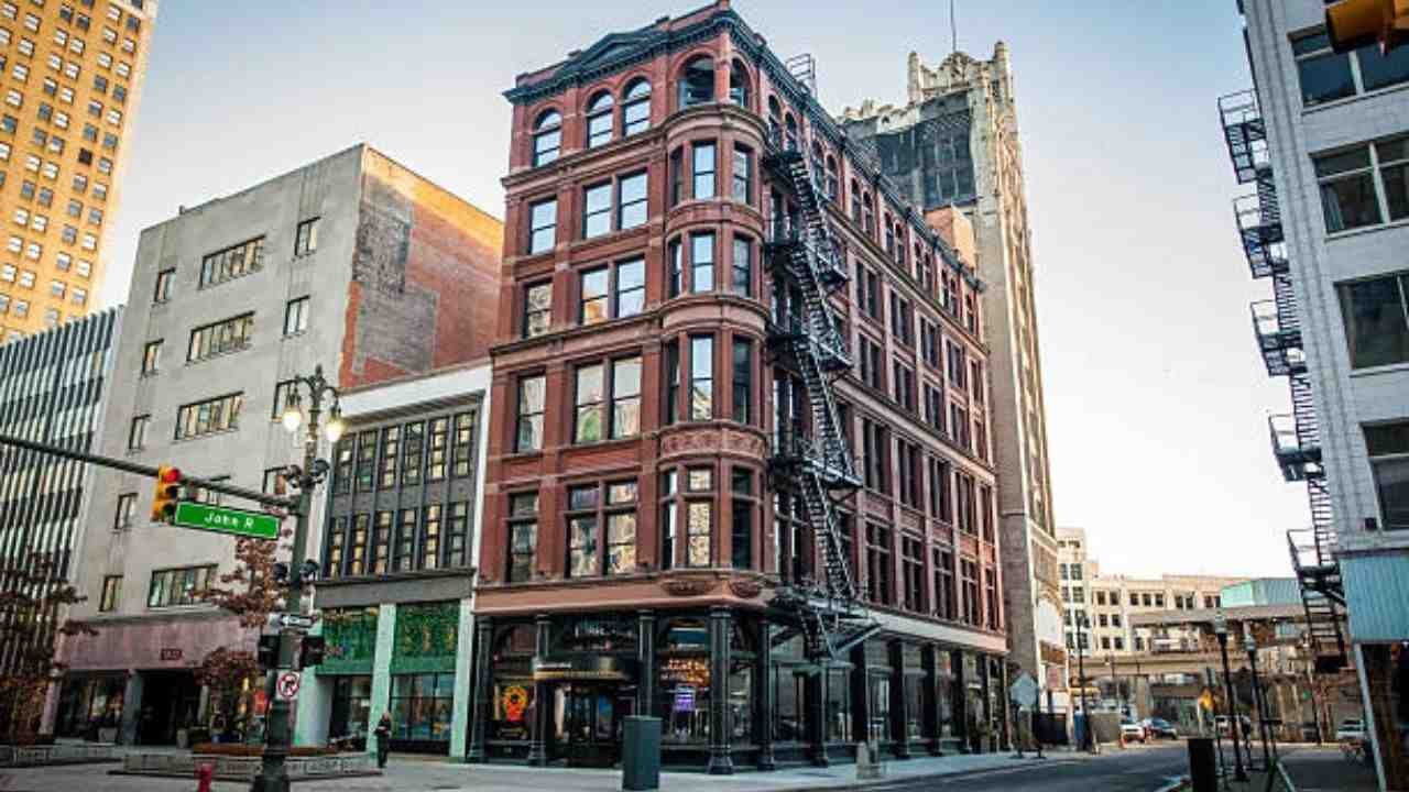 Detroit Metro